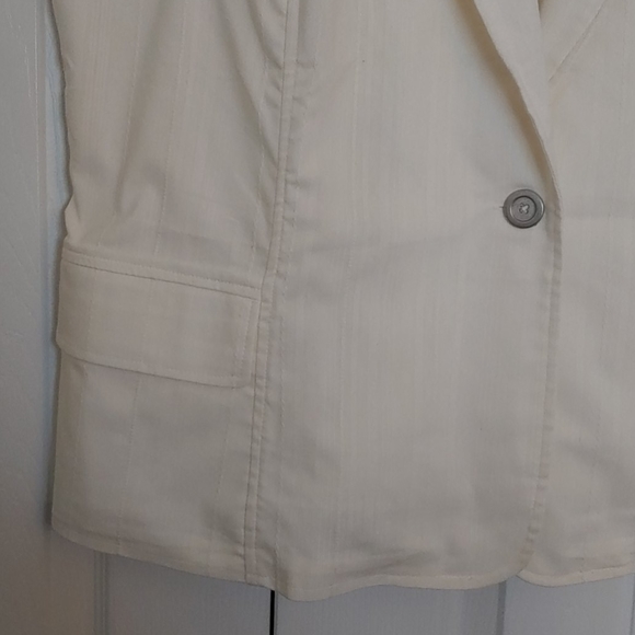 Motto Your Style Mantra brand jacket - Picture 2 of 4